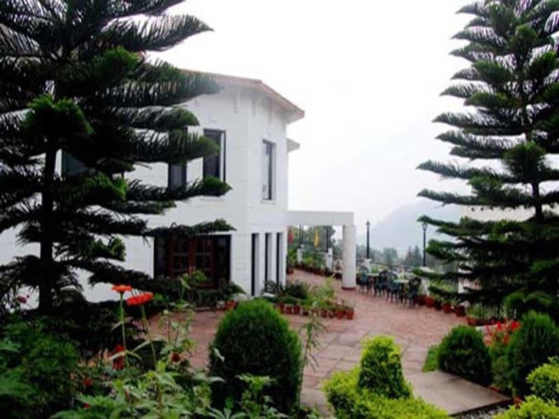 Hotel 8Fold-Pinecrest By Larisa, Bhīm Tāl Exterior foto